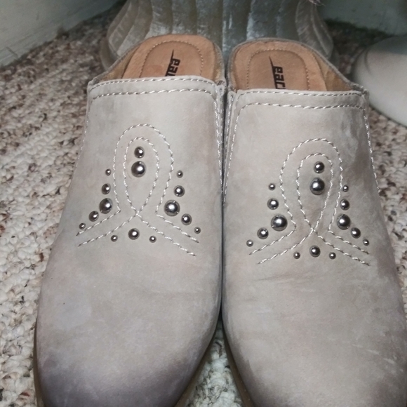 Earth Mendon Boho/Western Studded Taupe Nubuck Leather Mules - Picture 6 of 13